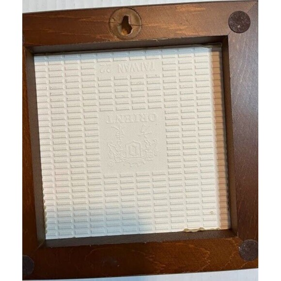 Beautiful Painted B. Baumann Blue Hummingbird & Pink Flower Framed Tile 7"x 7" - Picture 4 of 4